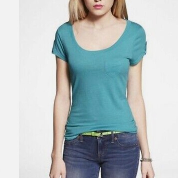 ✨🎀EXPRESS POCKET TEE🎀✨ - Picture 1 of 8